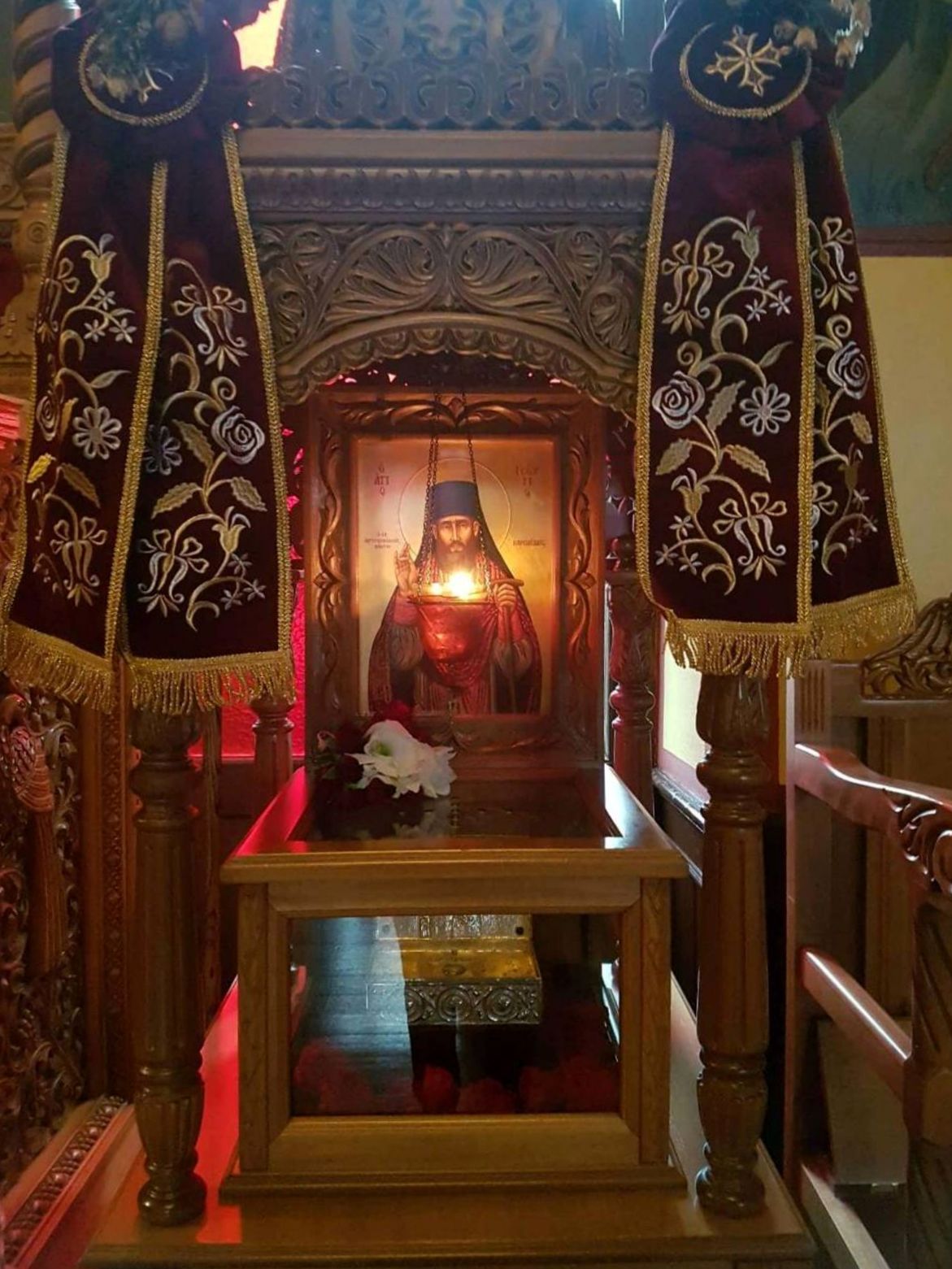 Ιερό Λείψανο Αγίου Γεωργίου του Νέου Ομολογητού εξ Αργυρουπόλεως του Πόντου (+1959) στον Ι.Ν. Ζωοδόχου Πηγής, Βούπερταλ Γερμανίας - Φωτογραφία 1
