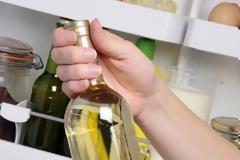 Πόσο καιρό μπορείς να αφήσεις ανοικτό το κρασί στο ψυγείο;