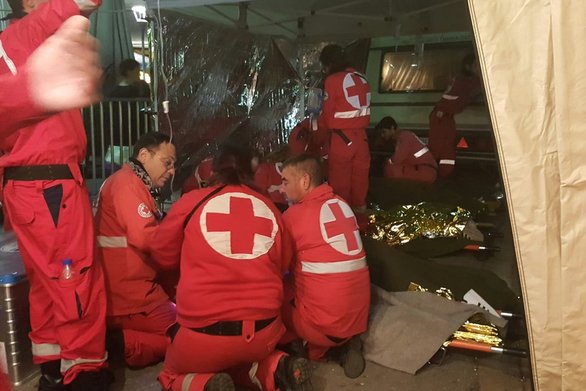 Πάτρα: Δεκάδες περιστατικά μέθης αντιμετώπισε ο Ερυθρός Σταυρός στην νυχτερινή ποδαράτη - Φωτογραφία 1