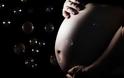 Δύο εγκυμοσύνες -βόμβες στην ελληνική showbiz