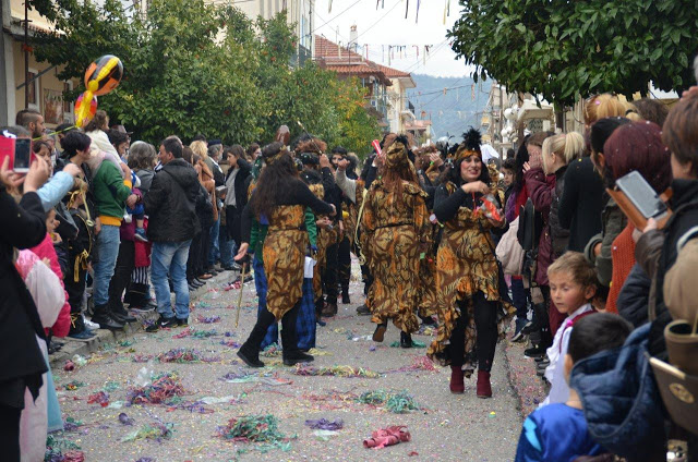 Κι άλλα Στιγμιότυπα από το εντυπωσιακό καρναβάλι του ΑΣΤΑΚΟΥ (ΠΟΛΛΕΣ ΦΩΤΟ) - Φωτογραφία 123