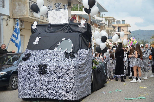 Κι άλλα Στιγμιότυπα από το εντυπωσιακό καρναβάλι του ΑΣΤΑΚΟΥ (ΠΟΛΛΕΣ ΦΩΤΟ) - Φωτογραφία 24