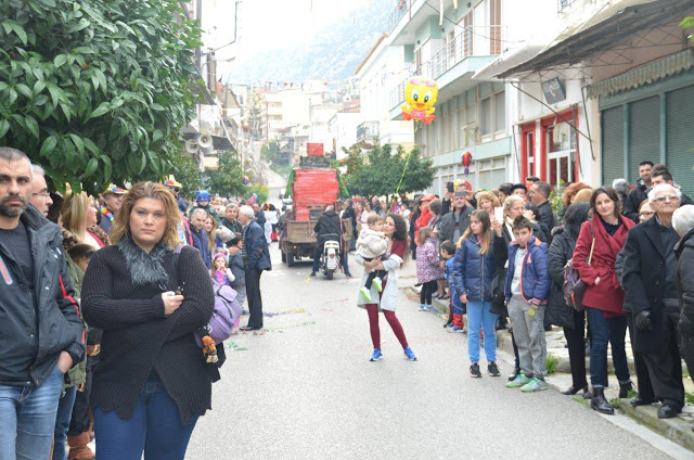 Κι άλλα Στιγμιότυπα από το εντυπωσιακό καρναβάλι του ΑΣΤΑΚΟΥ (ΠΟΛΛΕΣ ΦΩΤΟ) - Φωτογραφία 3