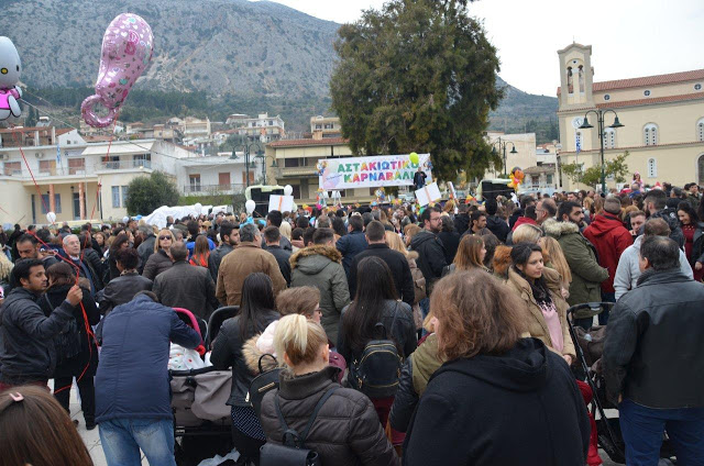 Κι άλλα Στιγμιότυπα από το εντυπωσιακό καρναβάλι του ΑΣΤΑΚΟΥ (ΠΟΛΛΕΣ ΦΩΤΟ) - Φωτογραφία 5