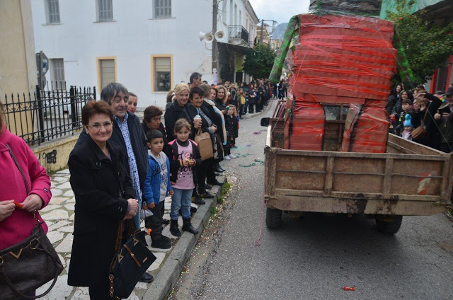 Κι άλλα Στιγμιότυπα από το εντυπωσιακό καρναβάλι του ΑΣΤΑΚΟΥ (ΠΟΛΛΕΣ ΦΩΤΟ) - Φωτογραφία 77