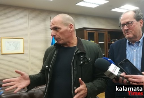 Προκαλεί ο Βαρουφάκης από Καλαμάτα: Η Μακεδονία ήταν Ελληνική... [video] - Φωτογραφία 1