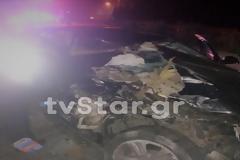 Αυτοκίνητο καρφώθηκε σε νταλίκα στο Μαρτίνο - Νεκρός ο οδηγός