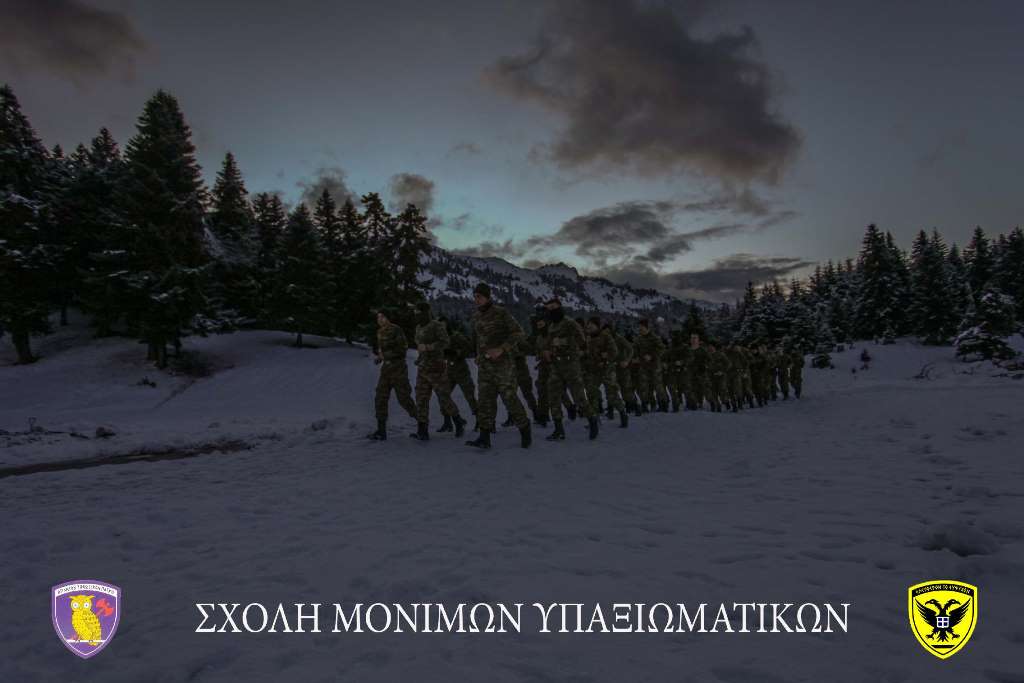 Σχολή Μονίμων Υπαξιωματικών: Εντυπωσιακές εικόνες απο την χειμερινή εκπαίδευση στα Τρίκαλα - Φωτογραφία 10