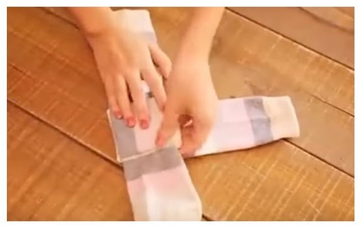 Το κόλπο για να διπλώνετε σωστά τις κάλτσες [video] - Φωτογραφία 1