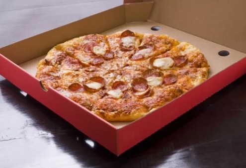 Γιατί οι πίτσες αν και είναι στρογγυλές, μπαίνουν σε τετράγωνα κουτιά; - Φωτογραφία 1