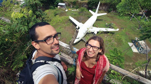 Μυστήριο με άθικτο αεροπλάνο στη μέση της ζούγκλας στο Μπαλί (pics) - Φωτογραφία 2