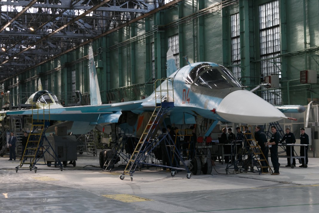 Μέσα στα Su-34 του Νοβοσιμπίρσκ - Φωτογραφία 1