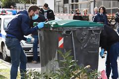 Βρήκαν μωρό πεταμένο σε κάδο στην Πετρούπολη