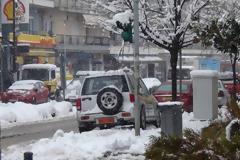 Καταγγελία  μητέρας: Το αυτοκίνητο αυτοκίνητο του αντιδημάρχου  έκλεισε το πεζοδρόμιο