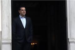 Καταργεί ο Τσίπρας το επίδομα ενοικίου εξωκοινοβουλευτικών κυβερνητικών μελών