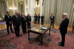 Ορκίστηκαν τα νέα μέλη της κυβέρνησης (ΦΩΤΟ)