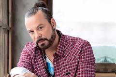 Ο 18χρονος γιος του Χρήστου Δάντη έχει συγκρότημα στη Νέα Υόρκη και είναι πιο ροκ απ' τον μπαμπά του!