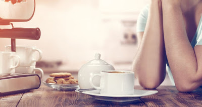 Ο λόγος που δεν πρέπει να πίνεις τον καφέ σου μέσα σε λευκή κούπα - Φωτογραφία 1