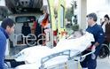 Συγκλονίζουν οι εικόνες της εξόδου από το νοσοκομείο του πατέρα που έχασε σύζυγο και κόρη στο πολύνεκρο τροχαίο στην Κρήτη [photos+video] - Φωτογραφία 3