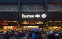 Λονδίνο: Χάος από πυρκαγιά στο σταθμό τρένου Euston
