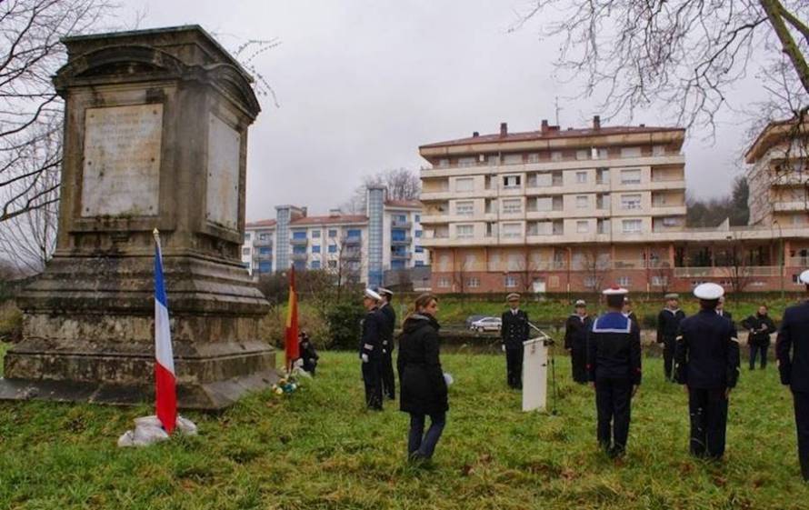 Το μοναδικό νησί στον κόσμο που ανήκει από έξι μήνες σε δύο χώρες. - Φωτογραφία 4