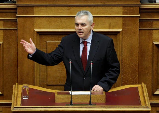 Χαρακόπουλος: “Φωτογραφικές διατάξεις” για νέους Γραμματείς και Διευθυντές Υπουργείων - Φωτογραφία 1