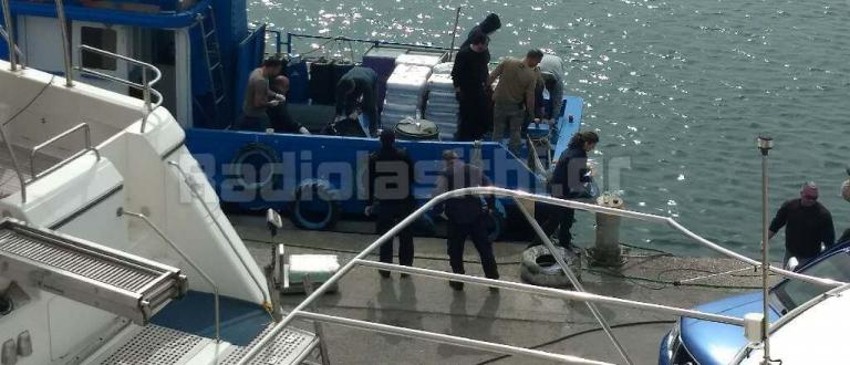 Το «ρεσάλτο» των βατραχανθρώπων σε αλιευτικό με έναν τόνο κατεργασμένης κάνναβης! - Φωτογραφία 6