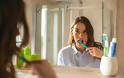 Τι πρέπει να κάνεις με την οδοντόβουρτσά σου αν ήσουν πρόσφατα άρρωστη