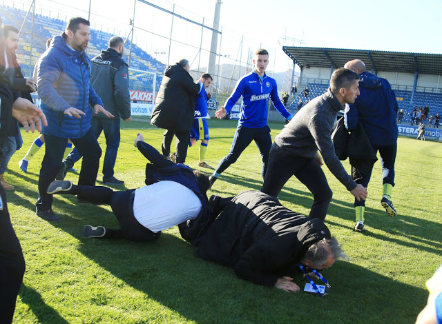 Αστέρας Τρίπολης - ΠΑΟΚ 3-2: Έπεσε ξύλο μετά το τέλος του αγώνα! (ΦΩΤΟ & ΒΙΝΤΕΟ) - Φωτογραφία 3