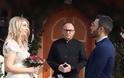 ΣΟΚ! Διαφημιστικό τρικ προώθησης ήταν ο γάμος του Έλληνα ραπερ Χρήστου Τουση, ευρέως γνωστού ως Tus [photos+video] - Φωτογραφία 4