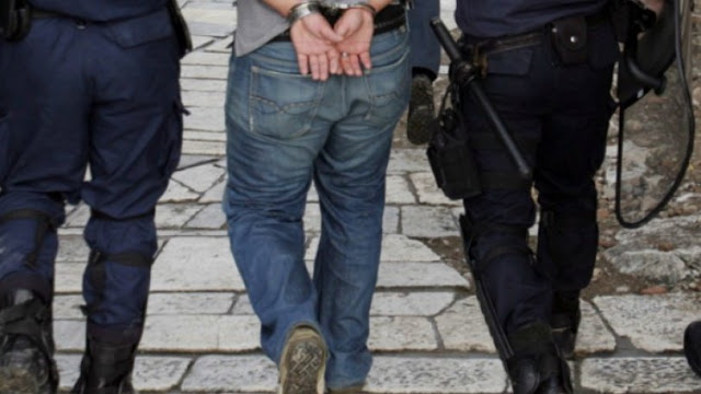 Αστυνομικός εκτός υπηρεσίας συνέλαβε ληστή στη Θεσσαλονίκη - Φωτογραφία 1