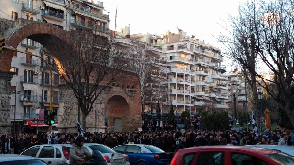 Συγκέντρωση οπαδών του ΠΑΟΚ στην Καμάρα με αφορμή την σκληρή τιμωρία της Superleague  [photos] - Φωτογραφία 3