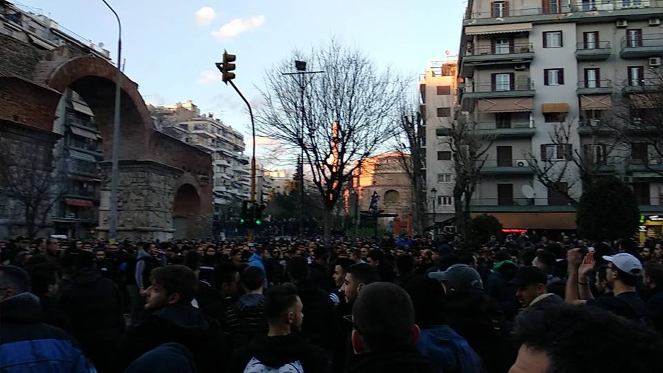 Συγκέντρωση οπαδών του ΠΑΟΚ στην Καμάρα με αφορμή την σκληρή τιμωρία της Superleague  [photos] - Φωτογραφία 5