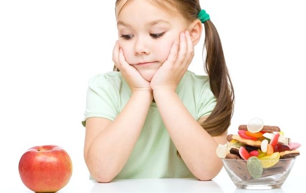 Πώς μπορούμε να πείσουμε τα παιδιά μας να τρώνε υγιεινά; - Φωτογραφία 1