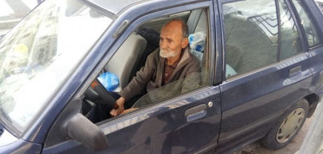 Αγρίνιο: Κοιμάται τρεις μήνες μέσα σε αυτοκίνητο! (ΔΕΙΤΕ ΦΩΤΟ) - Φωτογραφία 1