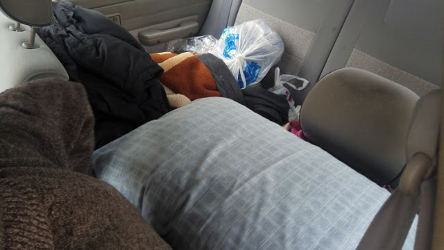 Αγρίνιο: Κοιμάται τρεις μήνες μέσα σε αυτοκίνητο! (ΔΕΙΤΕ ΦΩΤΟ) - Φωτογραφία 3