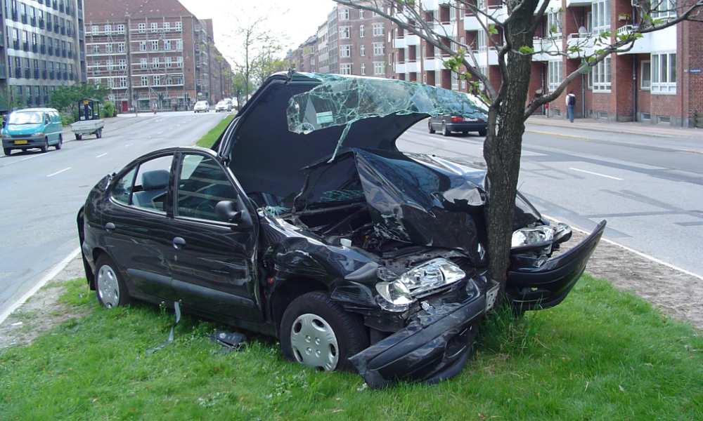 «Στημένα» 2 στα 10 δηλωμένα ατυχήματα στις ασφαλιστικές! - Φωτογραφία 1
