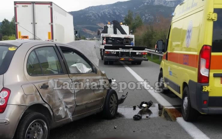 Φθιώτιδα: Έπεσε πάνω στο στηθαίο και σκοτώθηκε - Φωτογραφία 2