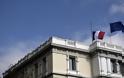 Τι λέει το γαλλικό προξενείο για το μήνυμα που έστειλε περί “μεγάλης κρίσης”