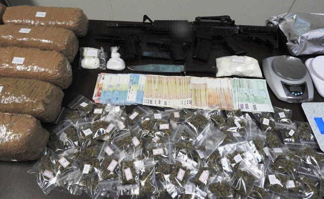 Στη «φάκα» των ΕΚΑΜ οι Αλβανοί βαρόνοι ναρκωτικών στα Εξάρχεια - Συλλήψεις 21 διακινητών ναρκωτικών - Συνθηματικά, τιμές και «καβάτζες» [Βίντεο] - Φωτογραφία 3