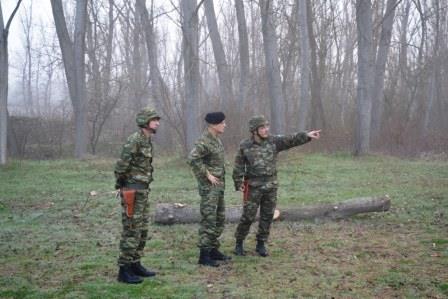 Ο αρχηγός του ΓΕΣ κάνει περιπολία στη συνοριακή γραμμή του Έβρου - Φωτογραφία 2