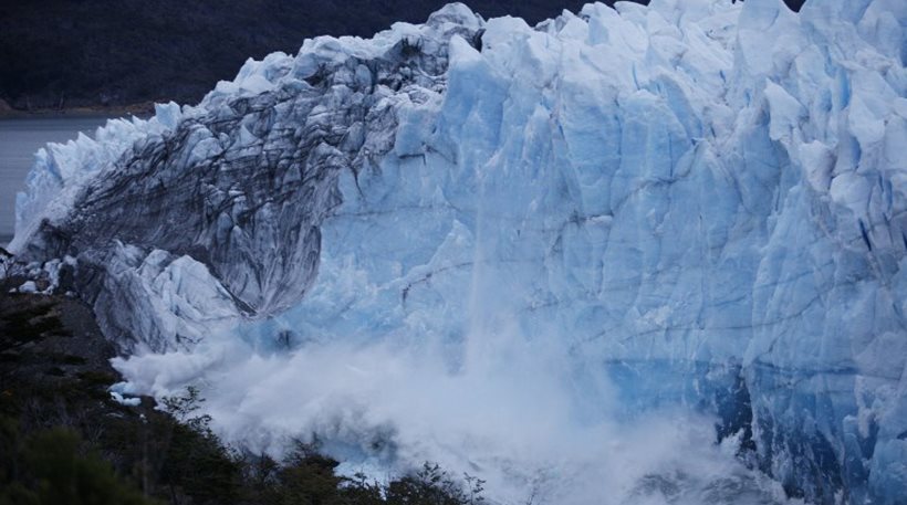 Παταγονία Αργεντινή: Καταρρέει ο τεράστιος παγετώνας Perito Moreno - Φωτογραφία 1