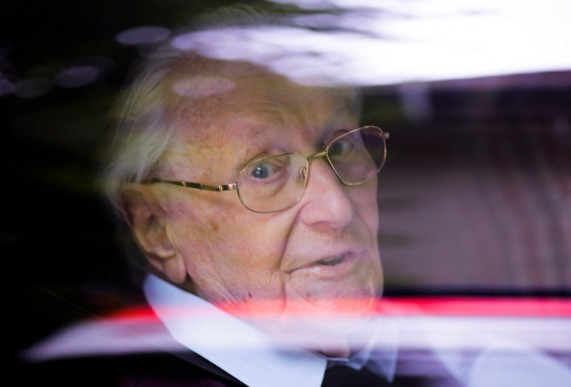Πέθανε πριν μπει στη φυλακή ο «λογιστής του Αουσβιτς» - Σε ηλικία 96 ετών - Φωτογραφία 3