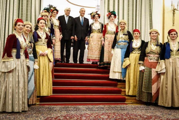 Μήνυμα Παυλόπουλου προς Αγκυρα και Σκόπια -Το επίσημο δείπνο προς τιμήν του Πορτογάλου προέδρου - Φωτογραφία 2