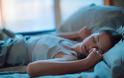 Ποια συνήθεια στον ύπνο μας μπορεί να αυξήσει τον κίνδυνο κατάθλιψης; - Φωτογραφία 1