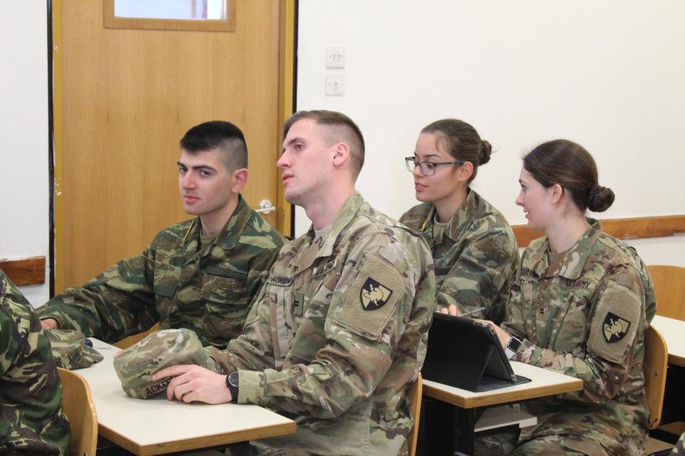 ΣΣΕ: Πρόγραμμα Ανταλλαγής Μαθητών της Στρατιωτικής Ακαδημίας ΗΠΑ (8 ΦΩΤΟ) - Φωτογραφία 7