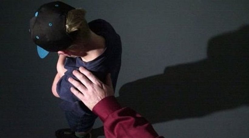 Συνελήφθη 43χρονος παιδόφιλος που έβλεπε online βιασμούς ανηλίκων - Φωτογραφία 1