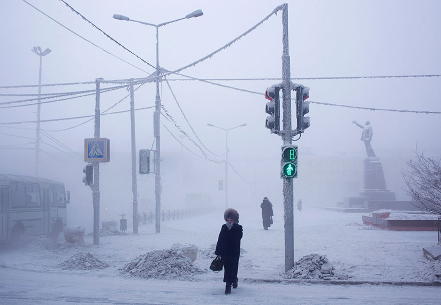 Αυτό είναι το πιο κρύο χωριό στον κόσμο! Όποιος μείνει 60 δευτερόλεπτα γυμνός στο δρόμο, πεθαίνει - Φωτογραφία 4