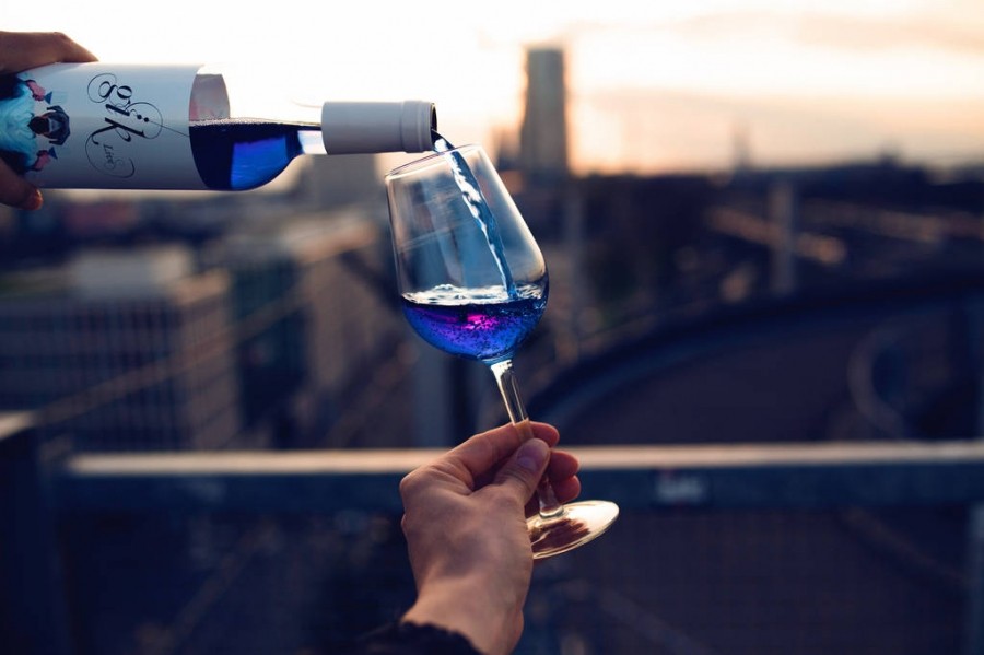 video Gik: Η start up που φτιάχνει μπλε κρασί! - Φωτογραφία 1