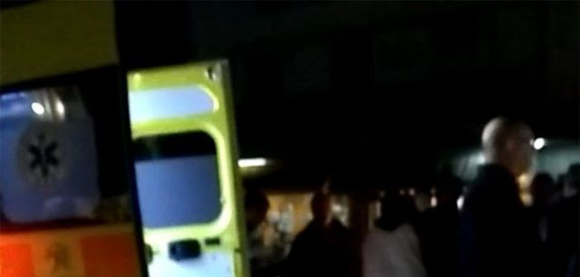 Στο νοσοκομείο 12χρονος μετά από σύγκρουση αυτοκινήτου με μοτοσικλέτα στην Αμφιλοχία (βίντεο) - Φωτογραφία 1
